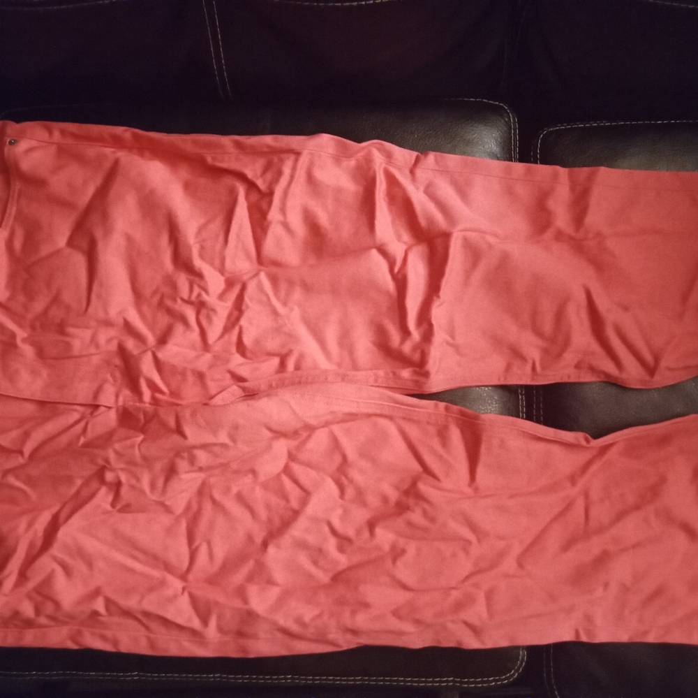 Pink Levi jeans 42 x 32